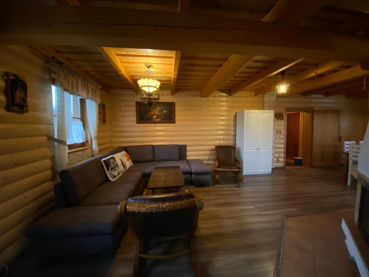 Chatka Katka Liptovský Mikuláš Buitenkant foto