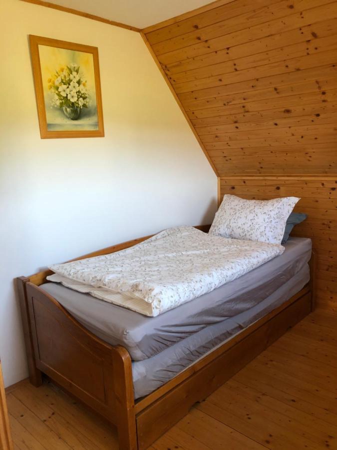 Chatka Katka Liptovský Mikuláš Buitenkant foto